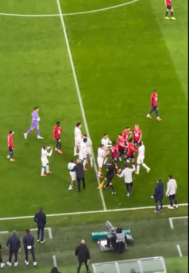 Γενική σύρραξη στο Μαρσέιγ -Λιλ μετά από σκληρό μαρκάρισμα στον Γκρίνγουντ