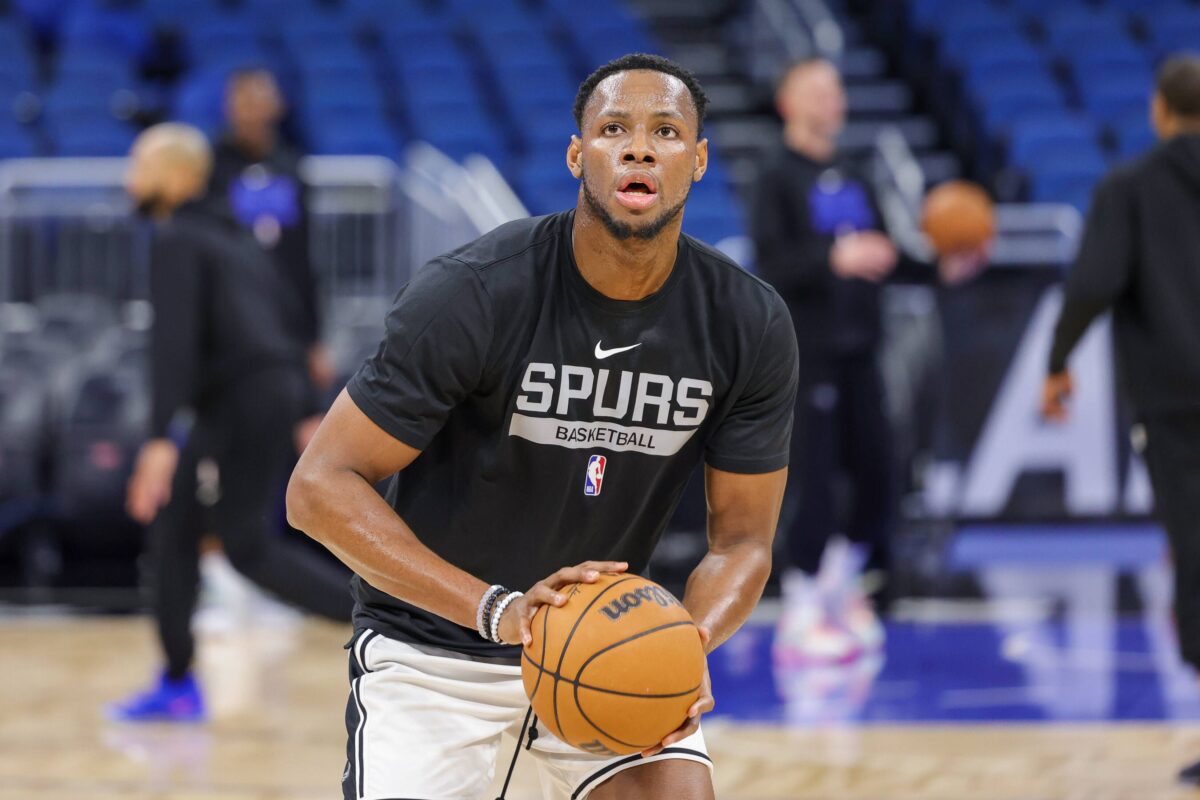 Το καλοκαίρι συνδέθηκε με τον Παναθηναϊκό – Ο Τσαρλς Μπάσεϊ εξηγεί γιατί δεν εξέτασε προτάσεις από την Ευρώπη