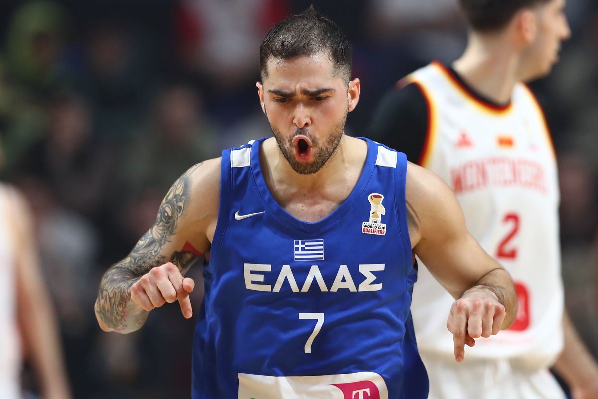 Τολιόπουλος από… άλλο πλανήτη – Τα απίθανα νούμερα στη νίκη της Ελλάδας επί του Μαυροβουνίου (vid)