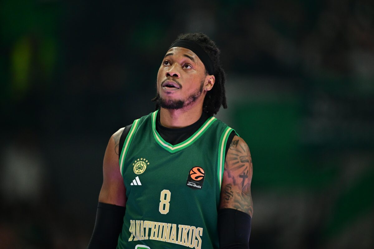 Η μητέρα του Χολμς πήρε θέση για τη διαχείριση του γιου της από τον Αταμάν: «Δεν μου αρέσει να τον αποκαλούν έτσι»