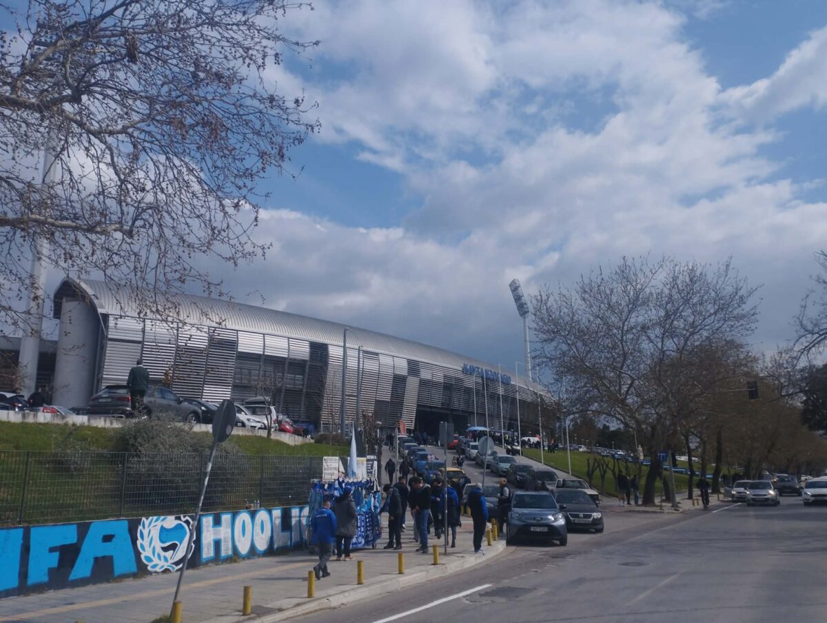 «Γαλάζια» η Θεσσαλονίκη – Άρχισε το γλέντι για τον Ηρακλή (vid)