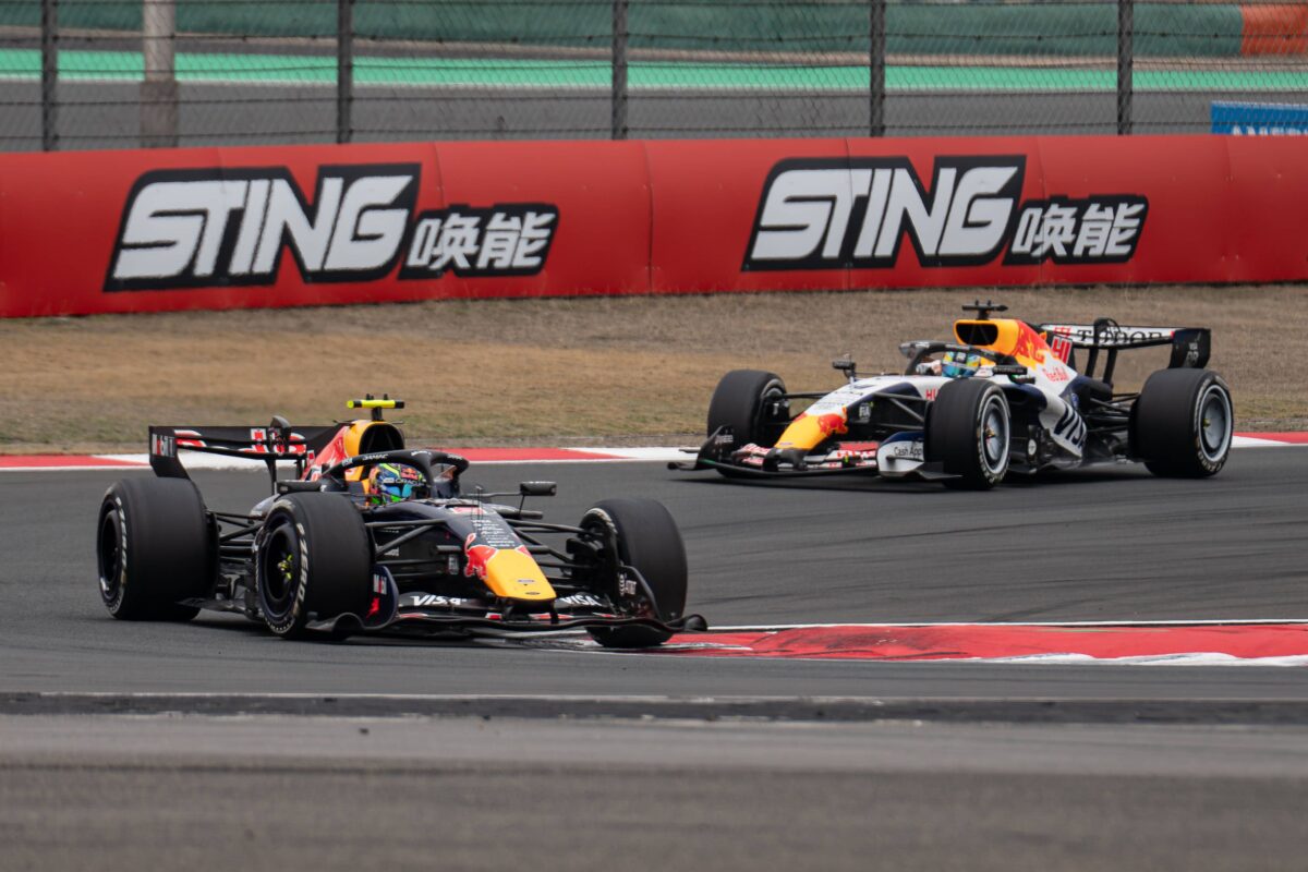 Ίσακ Χατζάρ και Άρβιντ Λίντμπλαντ