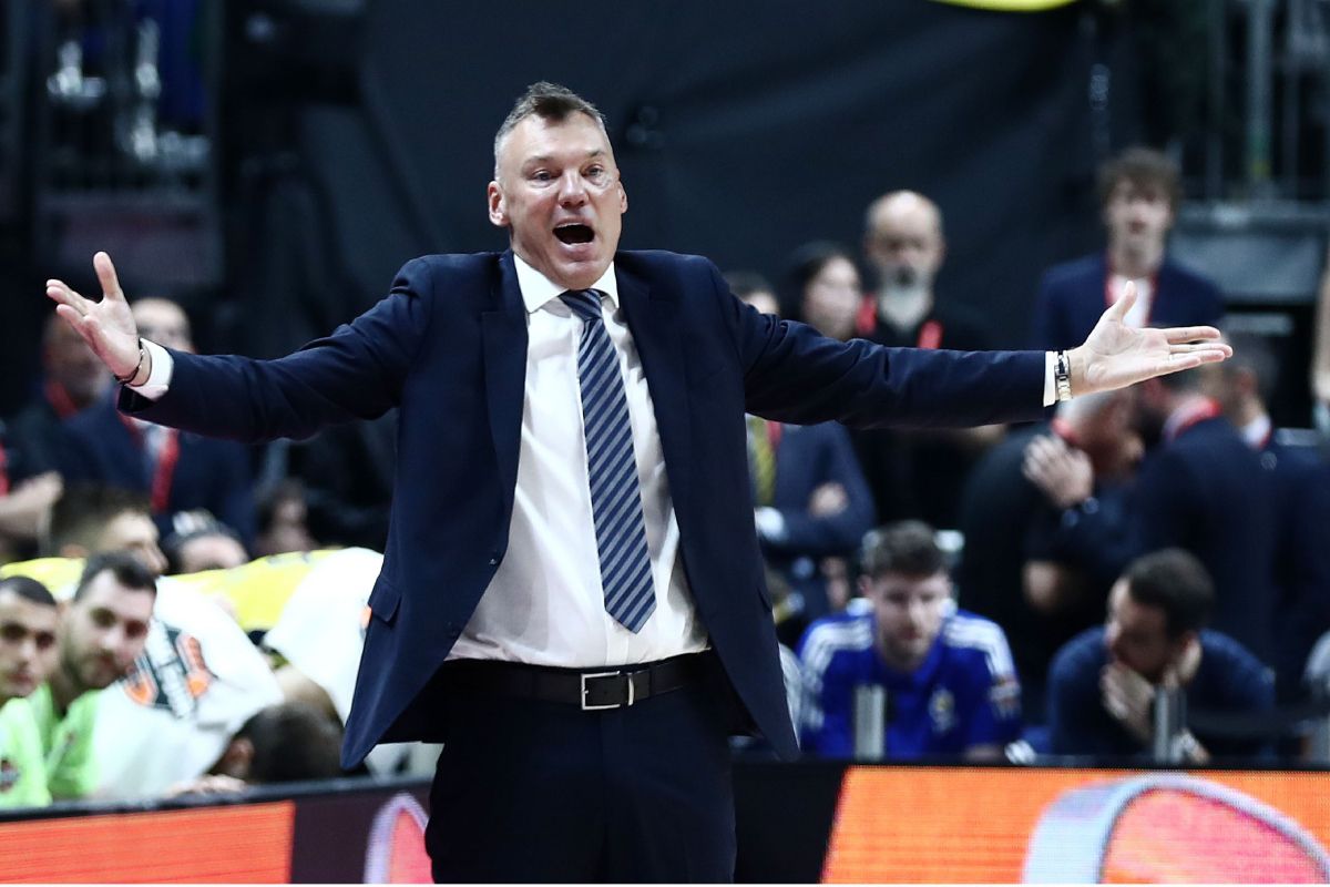 Εγκλωβισμένοι στο Ντουμπάι Γιασικεβίτσιους, παίκτες της Παρτίζαν και της Μακάμπι