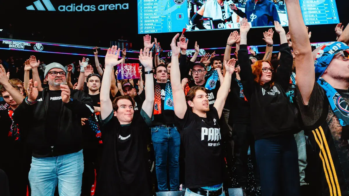 Παρί για Ολυμπιακό: «Δύο από τις καλύτερες επιθέσεις στην Ευρωλίγκα»