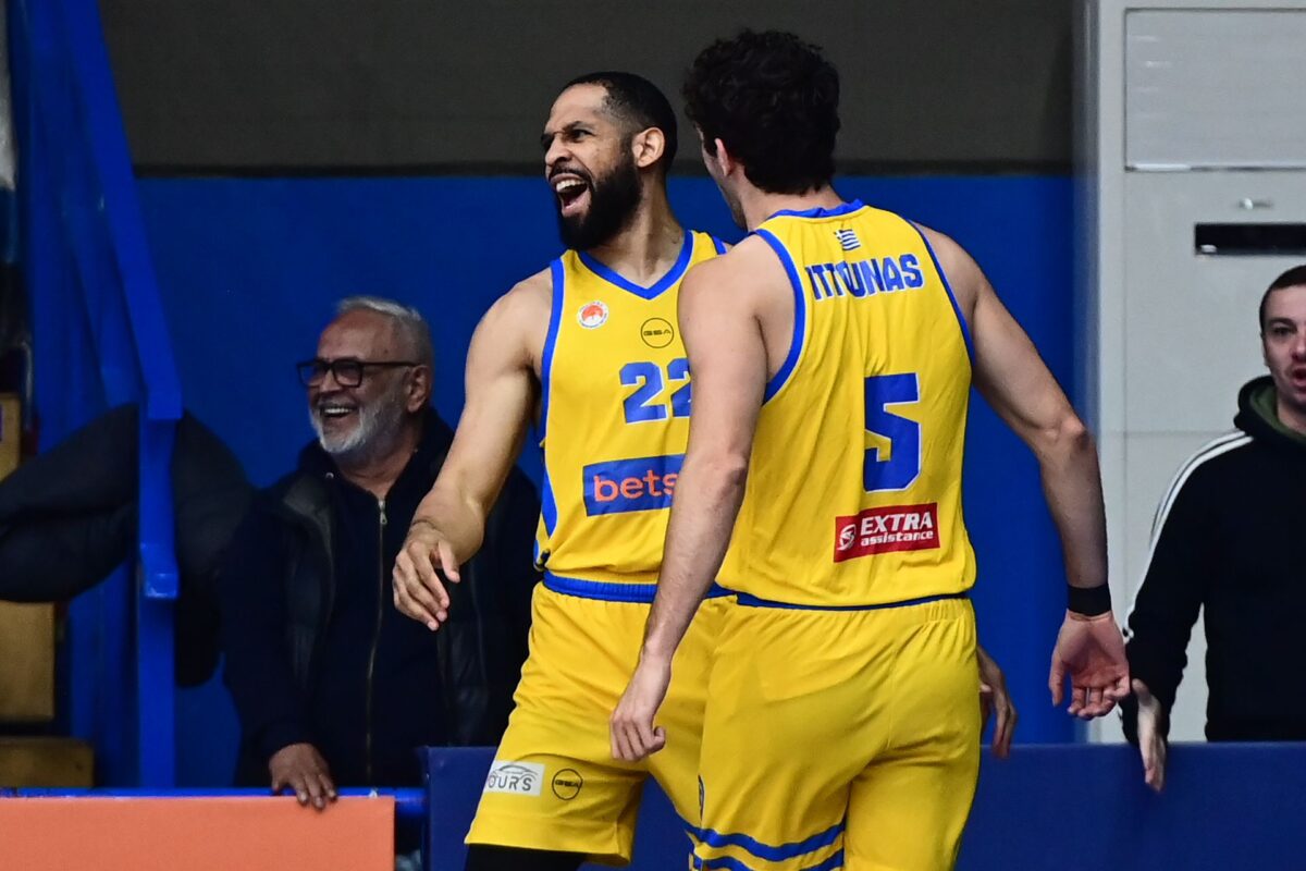 Μαγικό δεύτερο ημίχρονο για το Περιστέρι Betsson και νίκη-ανατροπή κόντρα στον Πανιώνιο Cosmorama Travel