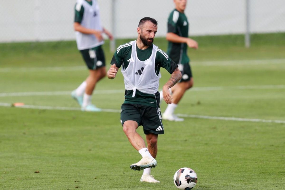 Επέστρεψε στις προπονήσεις ο Τσιριβέγια – Έτοιμος ο Σιώπης για Μπέτις