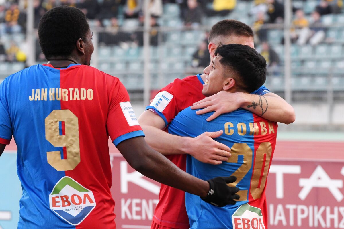 Ο Κόμπα έκανε το 1-0 για τον Βόλο