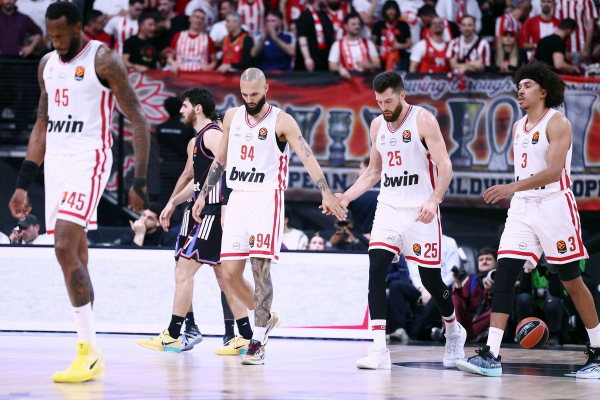 Ρεκόρ 10-9: Ο Ολυμπιακός τέλειωσε με θετικό πρόσημο τους εκτός έδρας αγώνες του