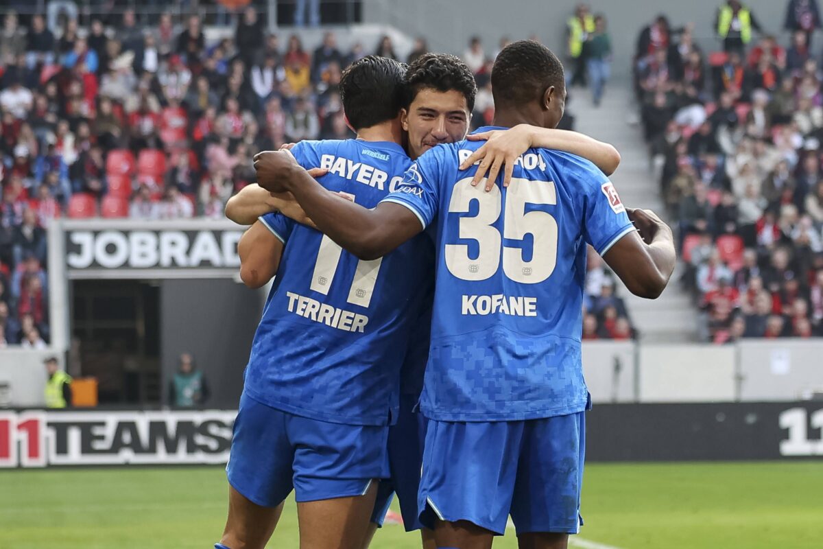 Η Λεβερκούζεν βρήκε τον τρόπο να γλιτώσει από τα κόρνερ της Άρσεναλ (pic)