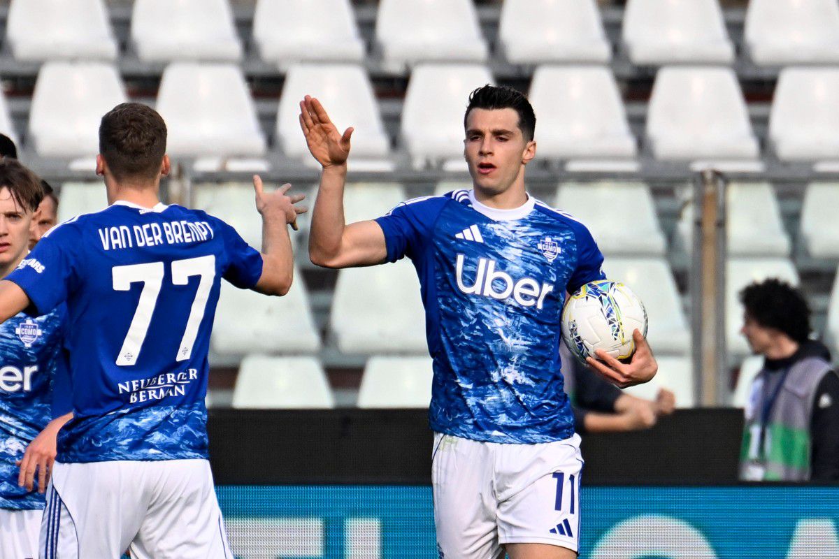 Τάσος Δουβίκας