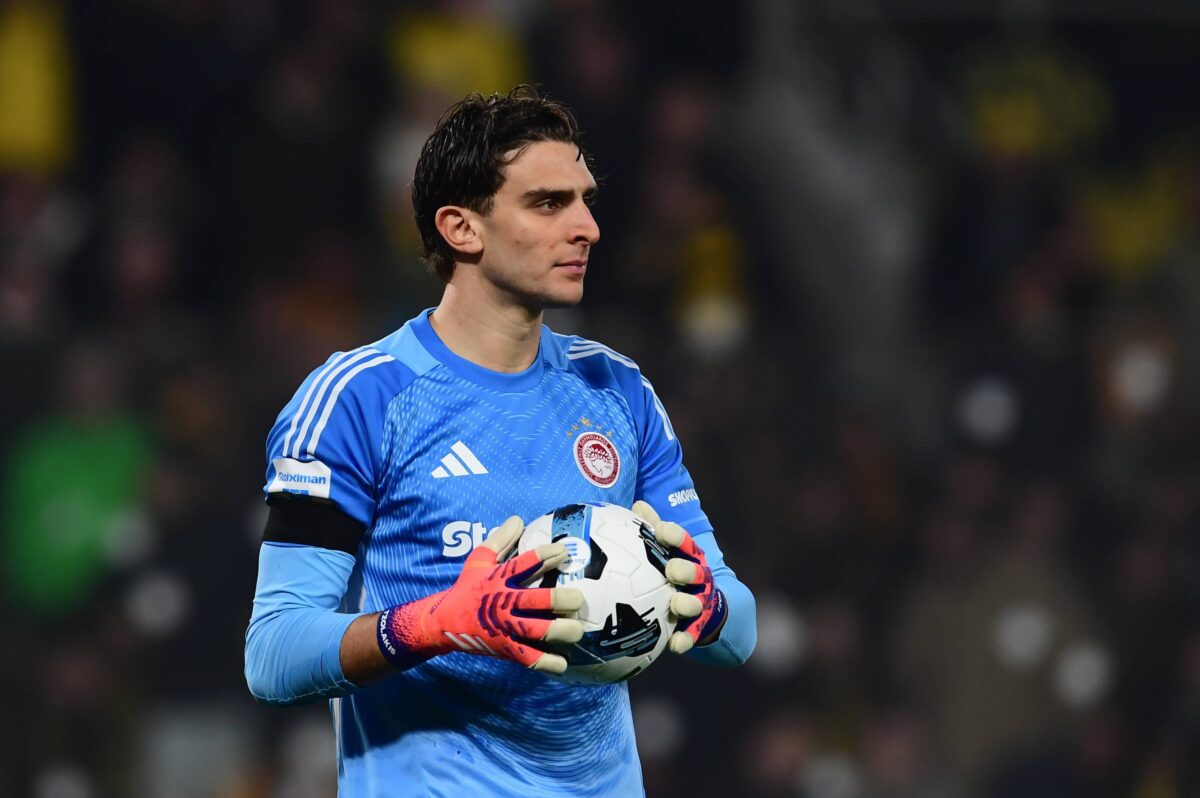 «Υψηλές οι απαιτήσεις του Τζολάκη για τη Νάπολι – Στο κόλπο και ομάδες της Premier League»