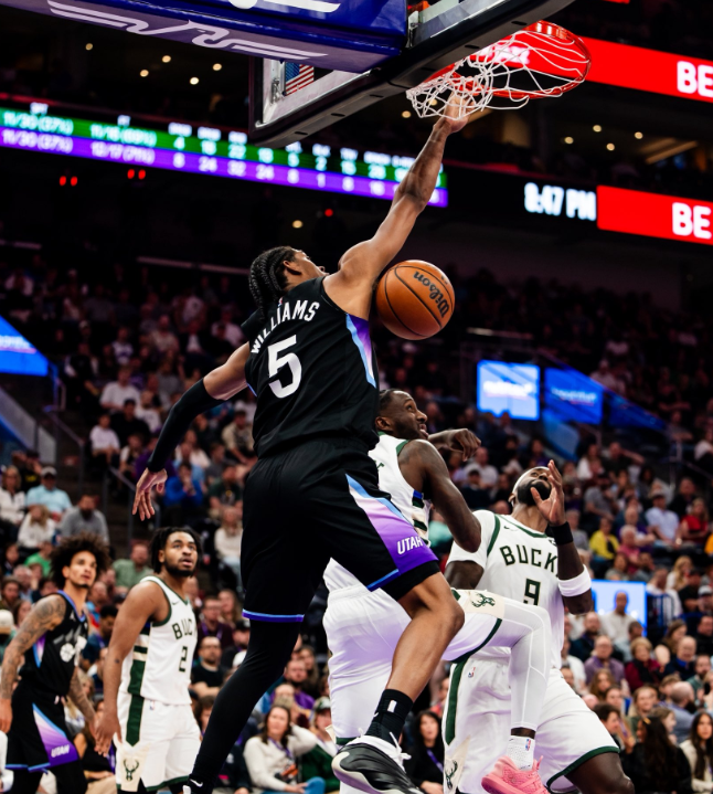 Νέα ήττα για τους Μπακς που απομακρύνονται από τα play-in