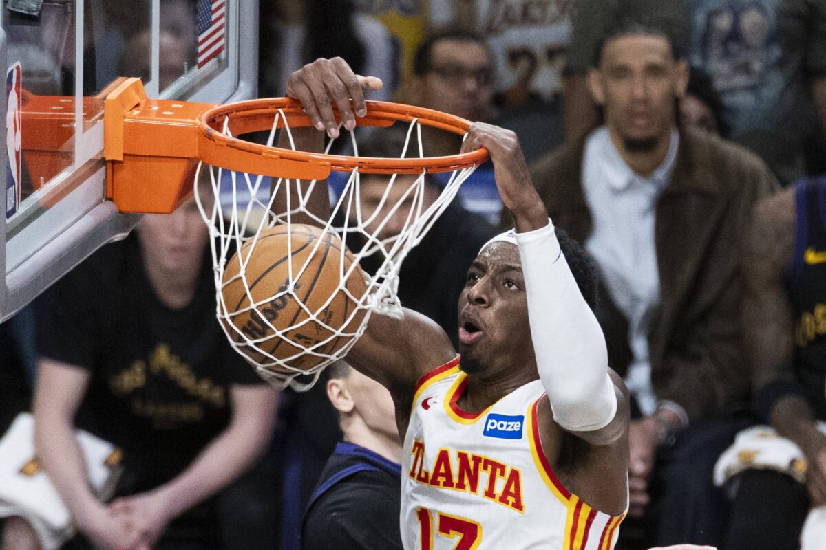 Μιλγουόκι χωρίς Γιάννη προκοπή δεν κάνει – Βαριά ήττα από τους Χοκς και απομάκρυνση από τα Play-In