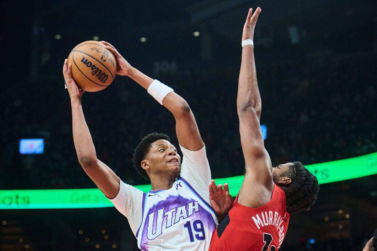 Νίκη για τους Τζαζ κόντρα στους Ουίζαρντς στο ντεμπούτο του Τρέι Γιανγκ