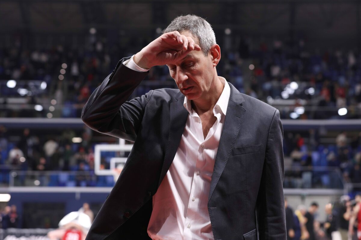 «Οι παίκτες με αποχαιρετούσαν στο αεροδρόμιο» – Αποκαλύψεις Κάτας για Μακάμπι και το περιστατικό με Μιζράχι