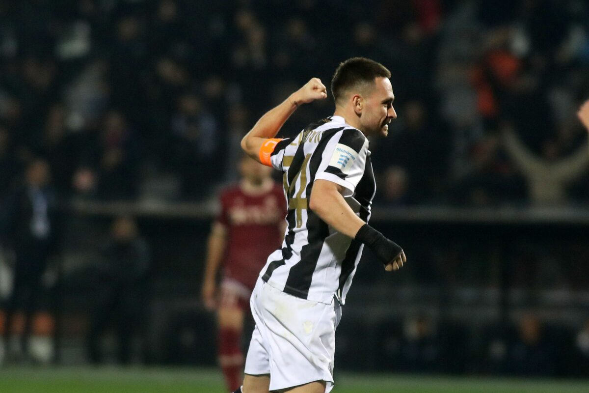 Το λεωφορείο του ΠΑΟΚ παραλίγο να… ξεχάσει τον Ζίβκοβιτς