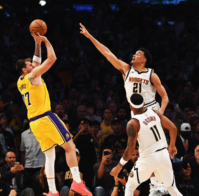 Ο Ντόντσιτς «σκότωσε» τους Νάγκετς στην εκπνοή και χάρισε τη νίκη στους Λέικερς