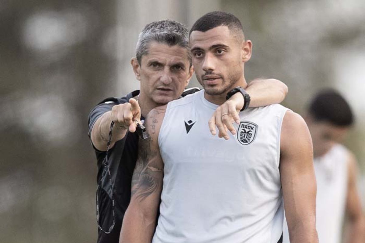 Λουτσέσκου - Γιακουμάκης