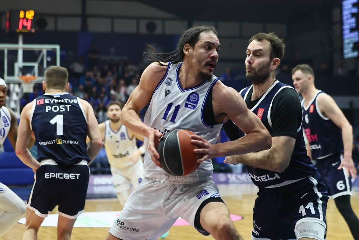 Γουέαρ: «Με τέτοιους φιλάθλους, προσπαθείς για το καλύτερο»