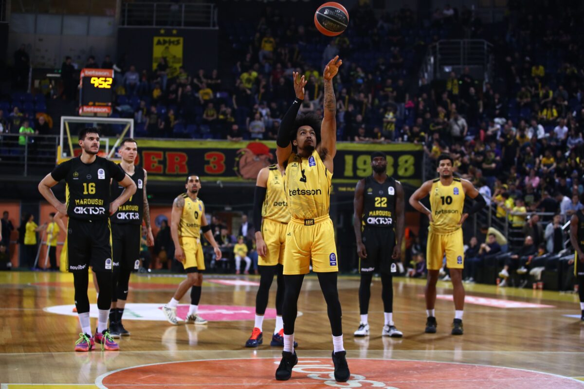 Αμφίβολοι Τζόουνς και Πουλιανίτης για Καρδίτσα στον Άρη Betsson