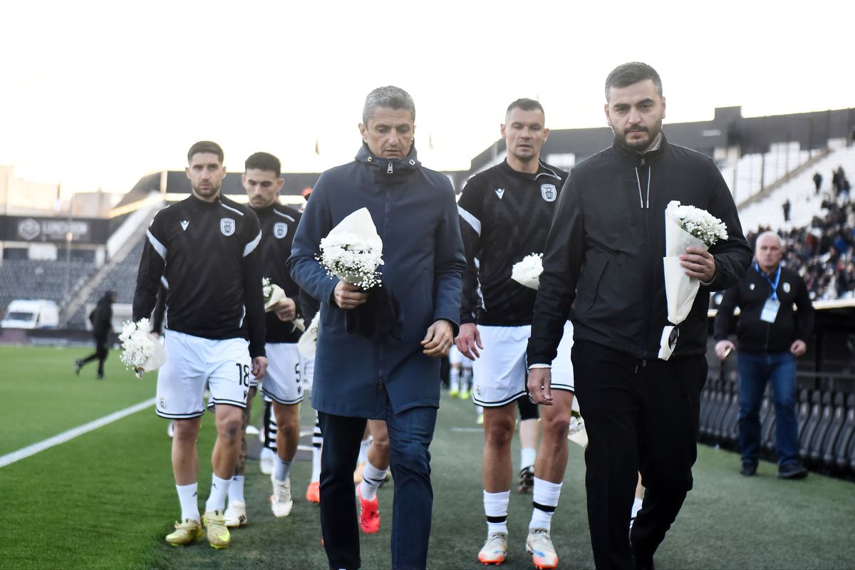 Οι παίκτες ΠΑΟΚ και Λεβαδειακού κατέθεσαν στεφάνι στη μνήμη του Κλεομένη