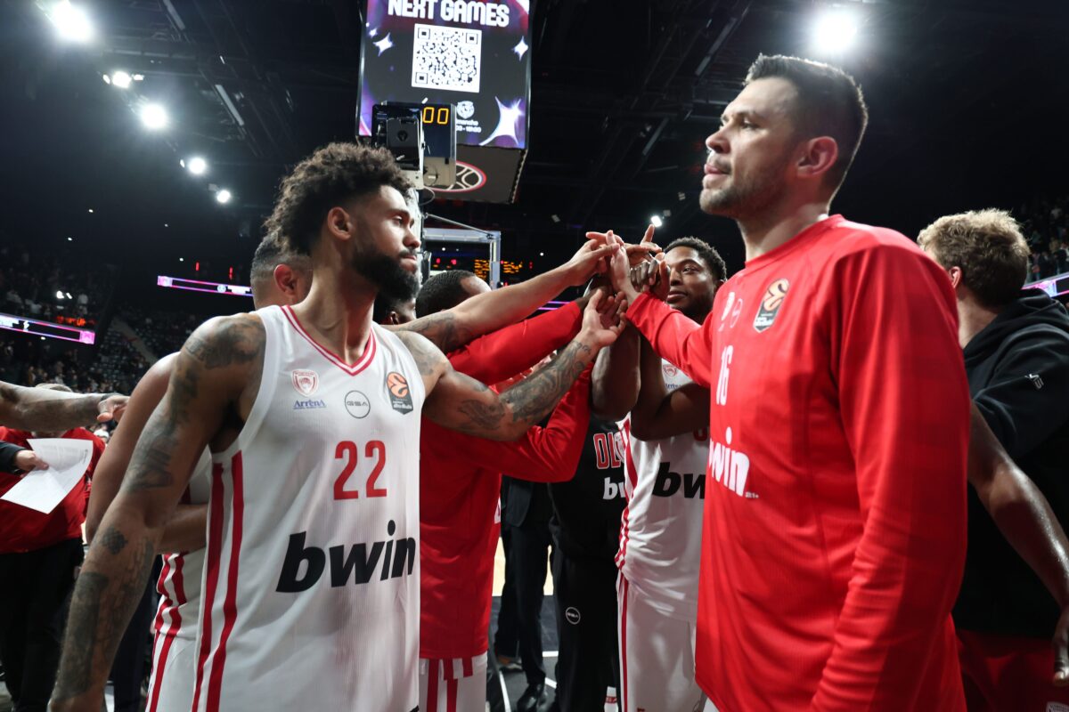 Ολυμπιακός: Ένα… τσουβάλι ρεκόρ στο Παρίσι!