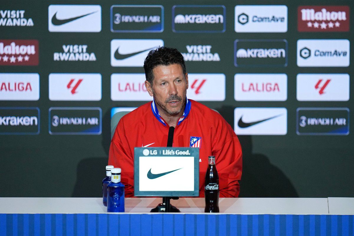 Ένταση στη συνέντευξη Τύπου του Σιμεόνε: «Τι ακριβώς θέλεις να ρωτήσεις;» (vid)