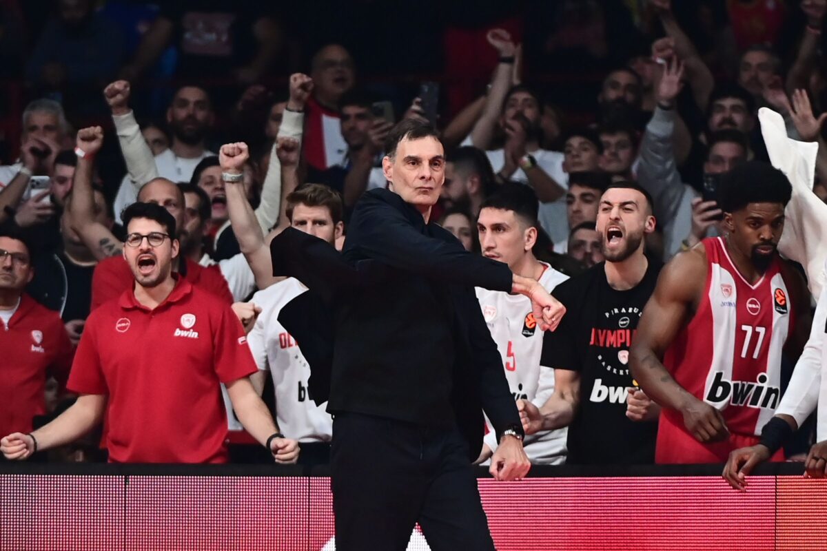 Βρήκε το «φάρμακο» ο Ολυμπιακός με μπάσκετ Μπαρτζώκα και πάθος… ερυθρόλευκο!