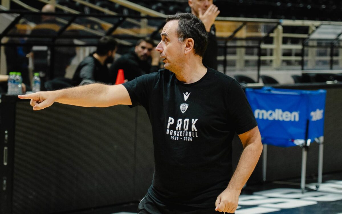 Μπούτσκος: «Πρέπει να διαχειριστούμε κόπωση και τραυματισμούς»