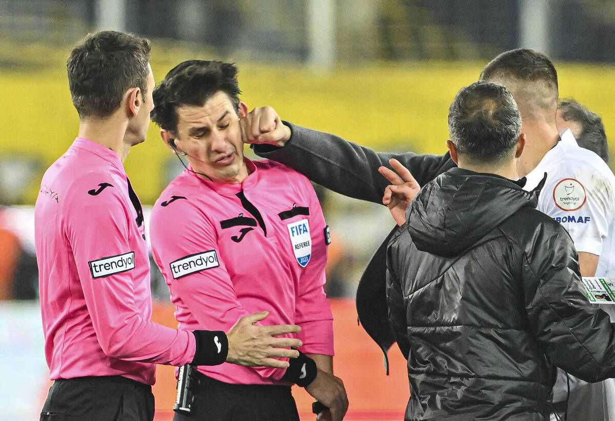 Όταν ο Τούρκος διαιτητής του Παναθηναϊκός – Ολυμπιακός «ανάγκασε» τον Ερντογάν να διαγράψει τον… σπιτονοικοκύρη του