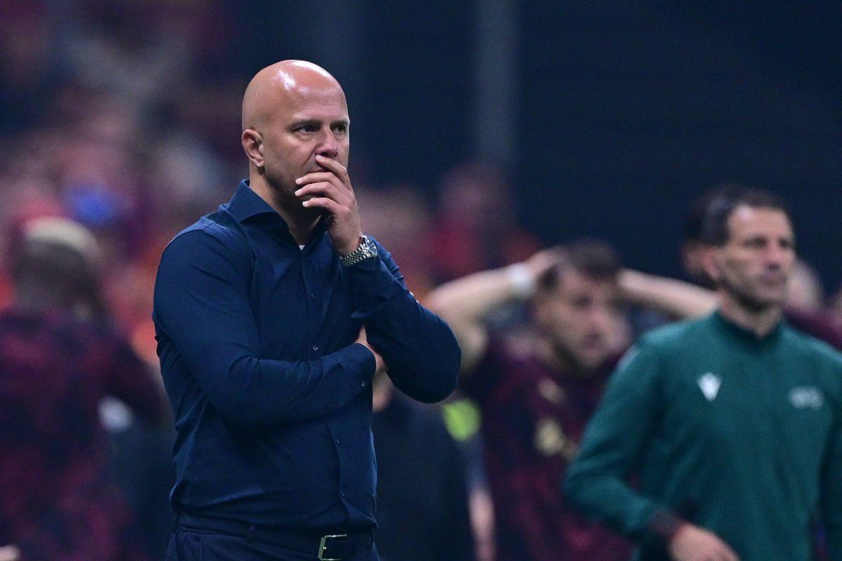 Αυτός είναι ο λόγος που ο Σλοτ δεν χρησιμοποίησε τον Σαλάχ κόντρα στην Παρί Σεν Ζερμέν