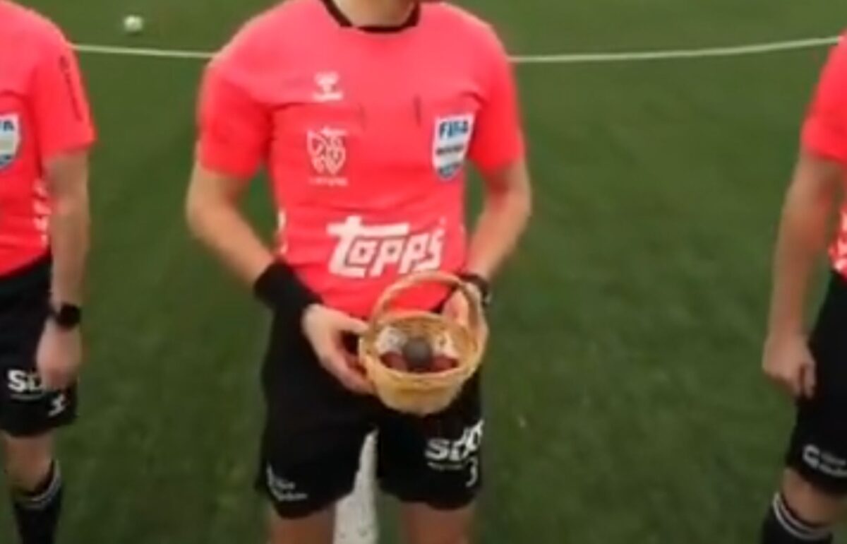 Απίστευτα πράγματα στη Λιθουανία: Αντί για κέρμα… τσούγκρισμα αυγών για την επιλογή πλευράς το Πάσχα (vid)