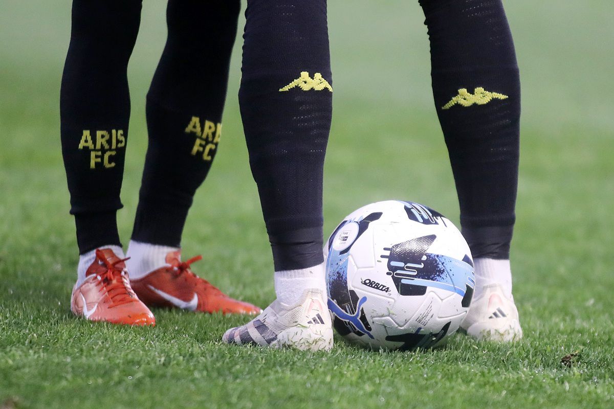 Χρόνια πολλά στην εξυγίανση, στη χώρα της υποκρισίας!