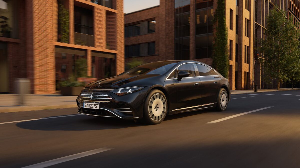 Μεγαλύτερη αυτονομία και πιο γρήγορη φόρτιση για την νέα Mercedes-Benz EQS