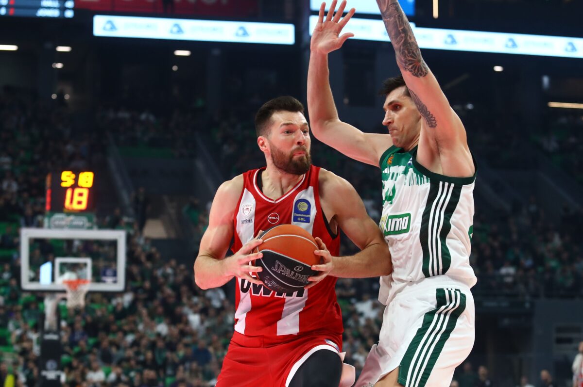 Ολυμπιακός και Παναθηναϊκός είναι τώρα πιθανοί αντίπαλοι στα Play Off της Eurolegue – Το format και τα σενάρια