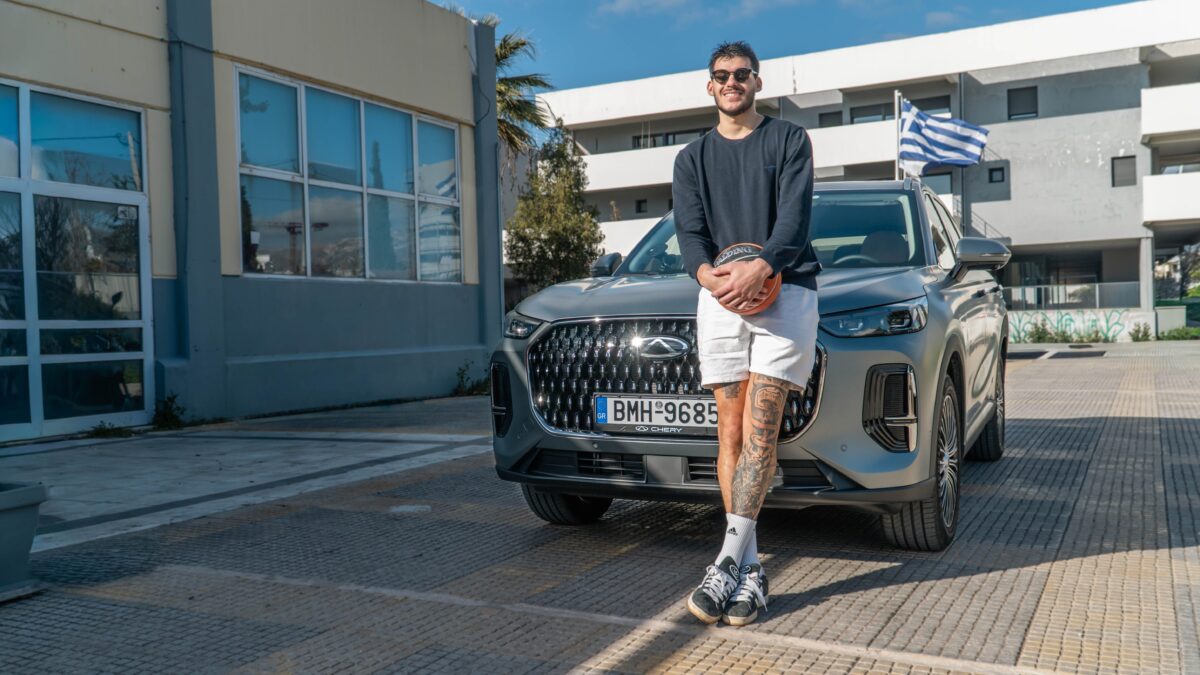 Γιώργος Καλαϊτζάκης: Μία απολαυστική βόλτα με το τετρακίνητο υβριδικό Chery Tiggo 9