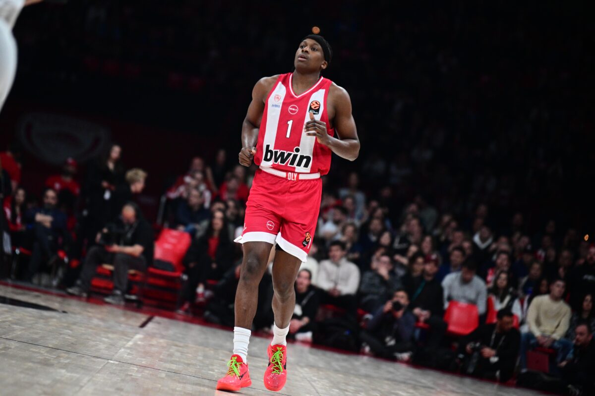 Νέο πρόβλημα στον Ολυμπιακό – Εκτός ο Νιλικίνα με Χάποελ