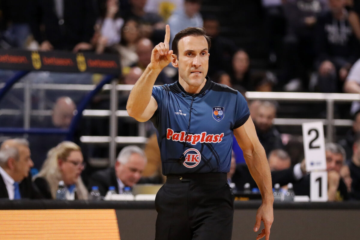 Αυτοί είναι οι διαιτητές του Ολυμπιακός – Άρης Betsson