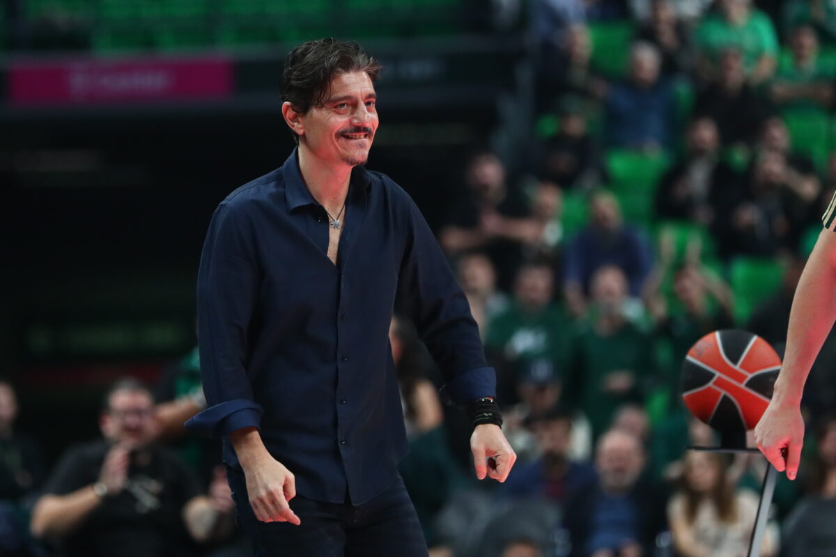 Γιαννακόπουλος: «Για πάρα πολλούς λόγους προτιμώ τον Ολυμπιακό, σε 5 παιχνίδια δεν μπορεί να μας περάσει»