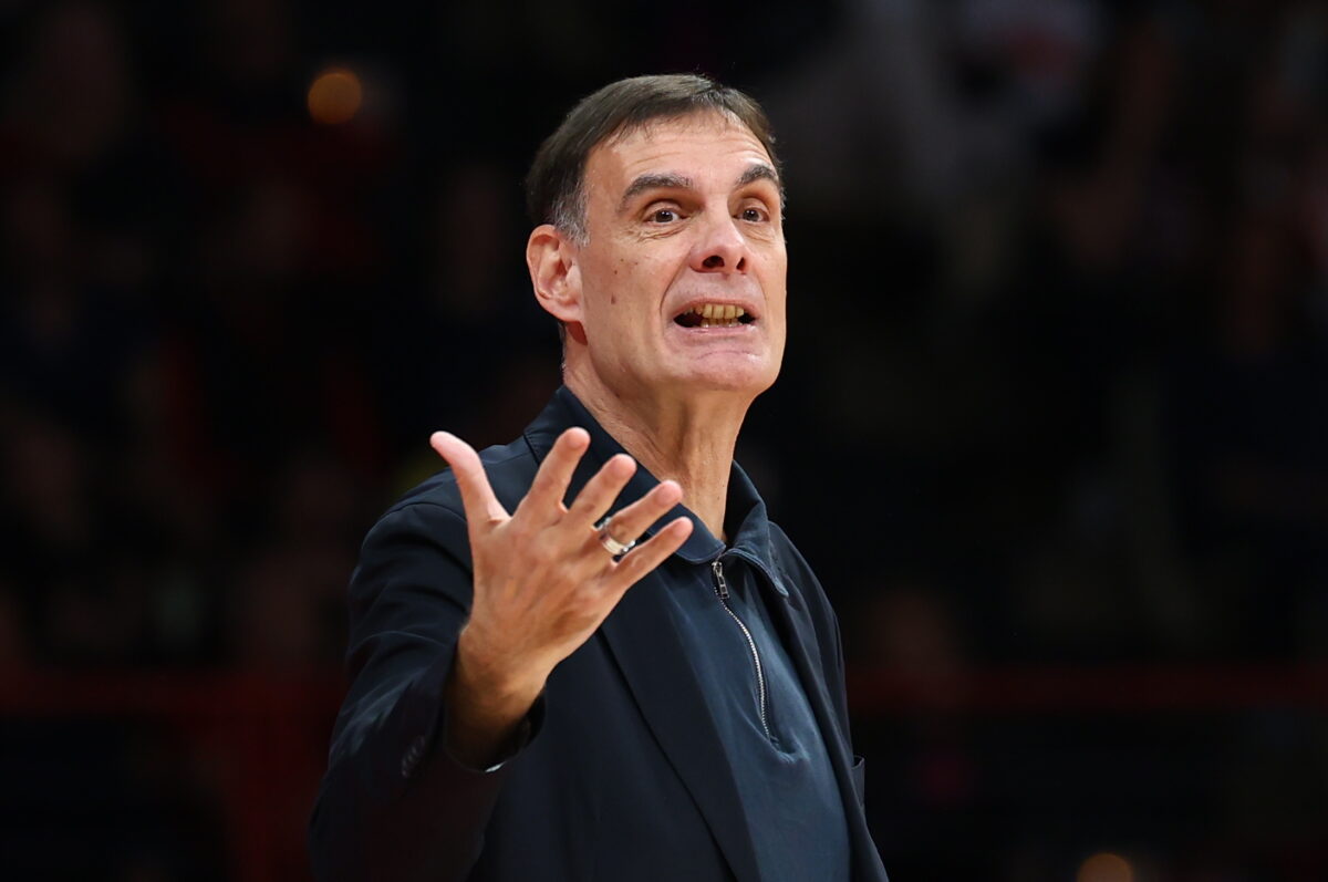 Μπαρτζώκας: «Εκτιμούμε αφάνταστα την παρουσία του κόσμου μας» – Τι είπε για το ρεκόρ του Παπανικολάου