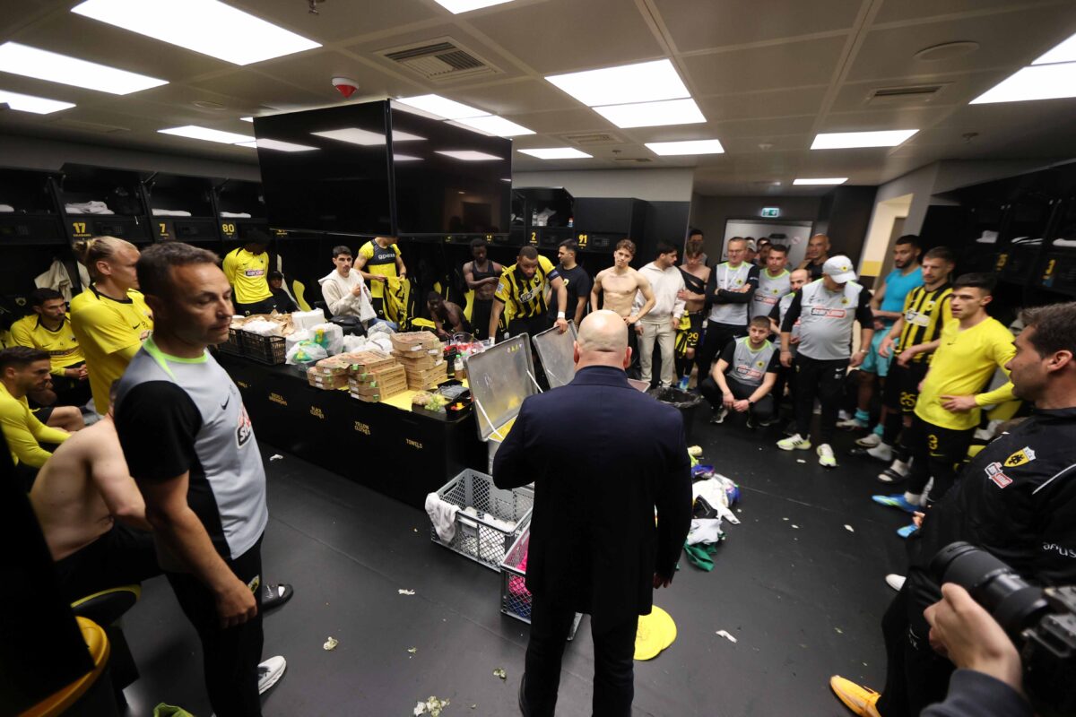 Με μια φράση του Νίκολιτς, έφυγαν οι παίκτες της ΑΕΚ από το γήπεδο την Κυριακή