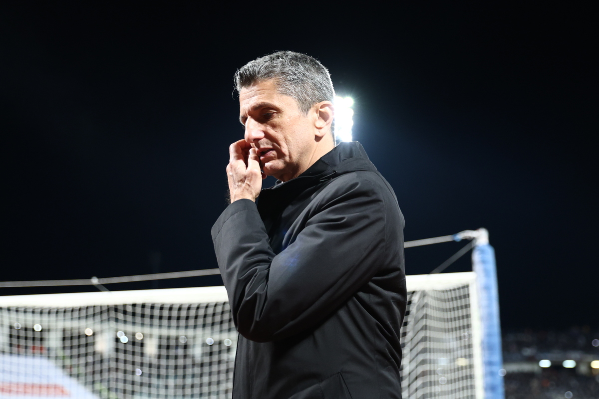 Λουτσέσκου: «Εγώ είμαι ο υπεύθυνος και πρέπει να διαχειρίζομαι αυτή την κατάσταση»