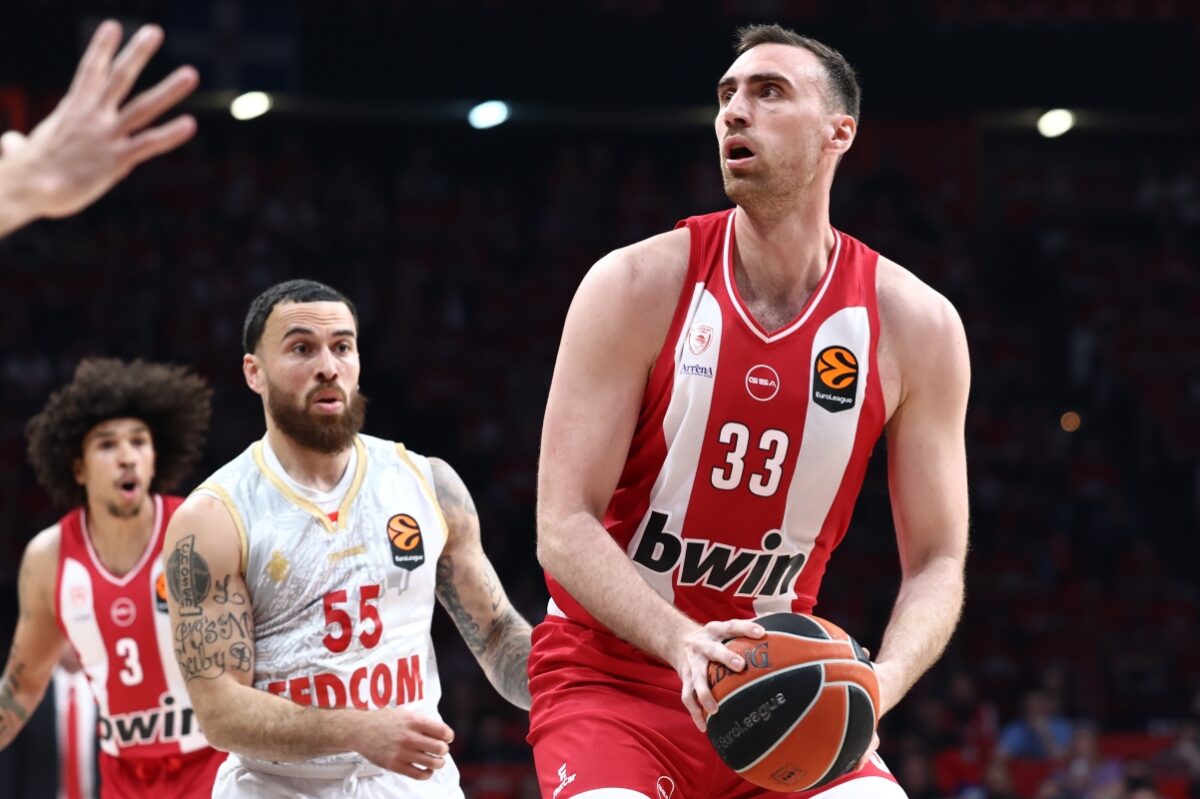 MVP του πρώτου αγώνα των playoffs ο Νίκολα Μιλουτίνοφ