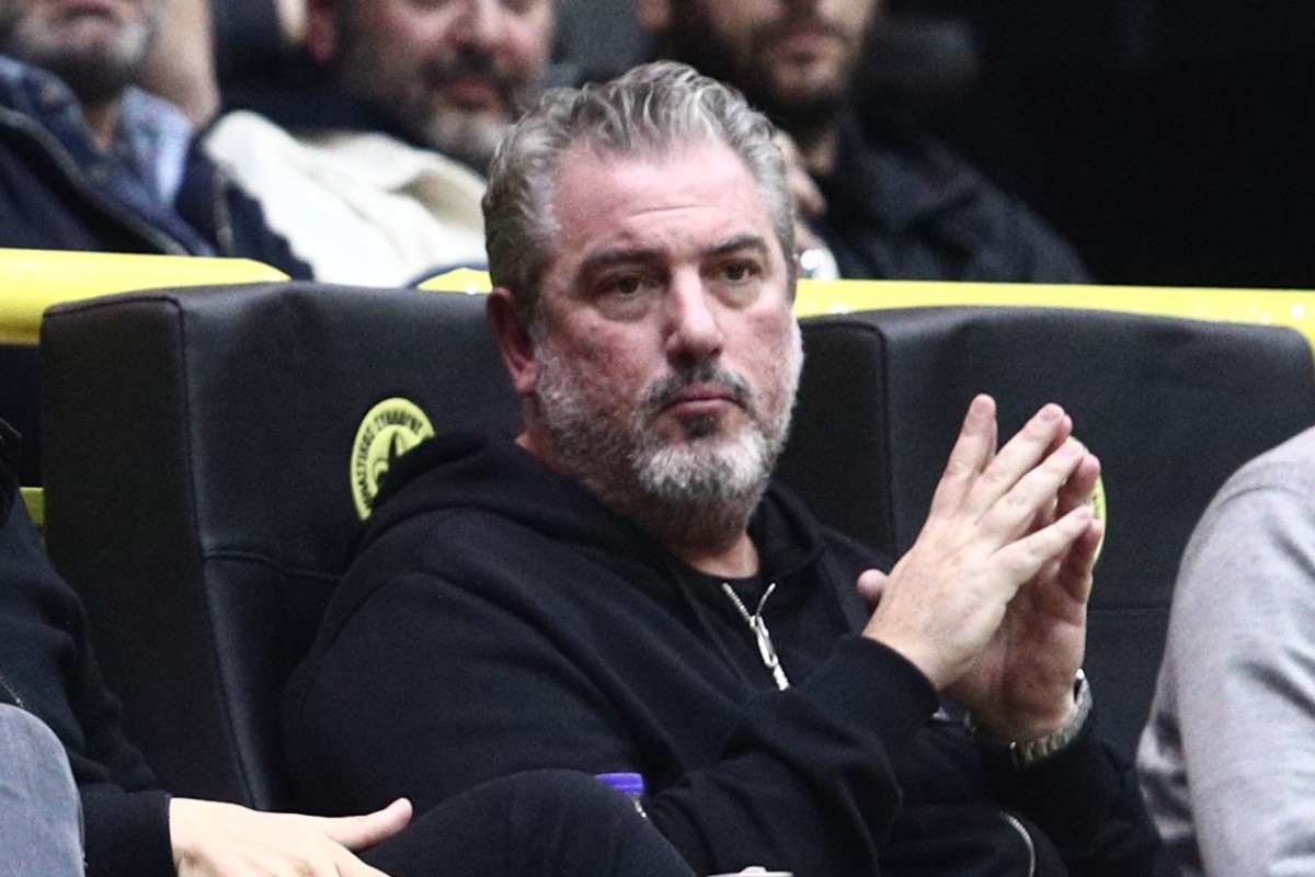 Με «Ψυχεδέλεια» και «κόντρα σε όλους» το post του Στασινόπουλου (pic)