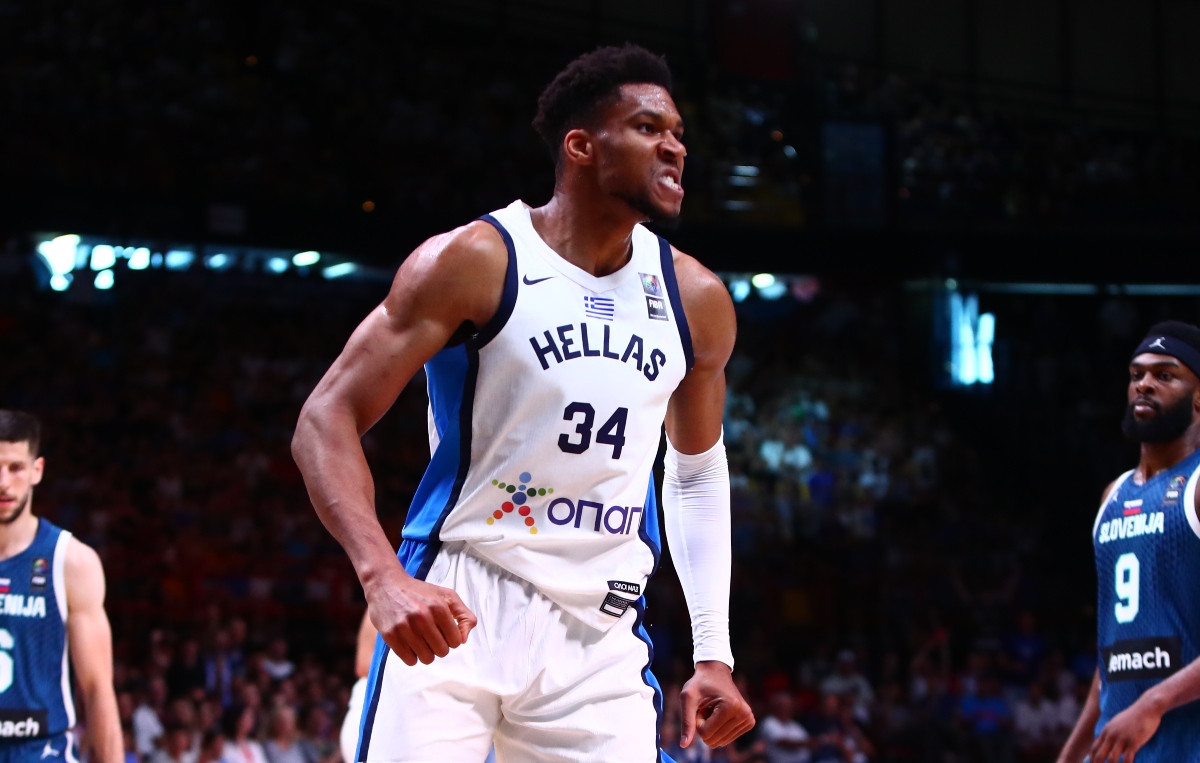 Μπούσης για Αντετοκούνμπο: «Ένας τζέντλεμαν με ποιότητα παγκόσμιας κλάσης»