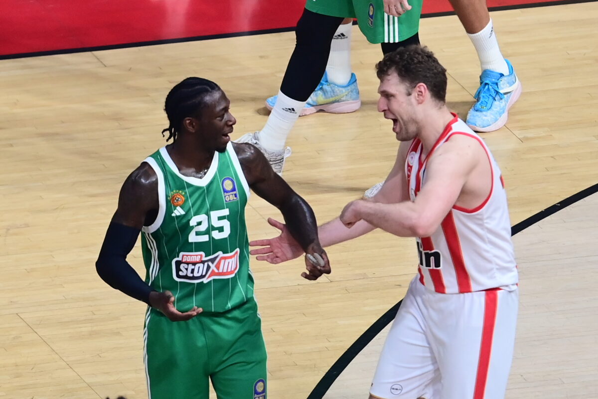 Ο Ναν ψήφισε Βεζένκοφ για MVP και ξεχώρισε δύο παίκτες του Ολυμπιακού