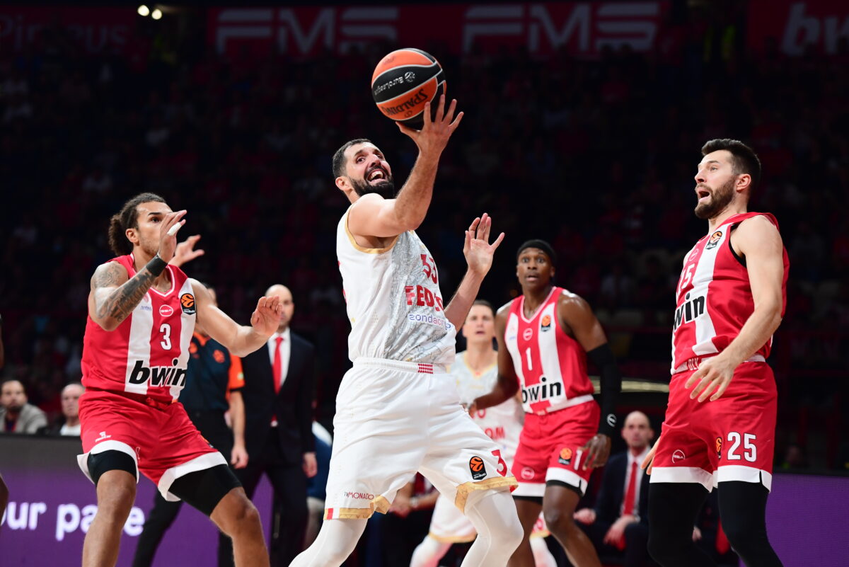 Με 10 παίκτες κόντρα στον Ολυμπιακό η Μονακό – Τι ισχύει με τον Μίροτιτς