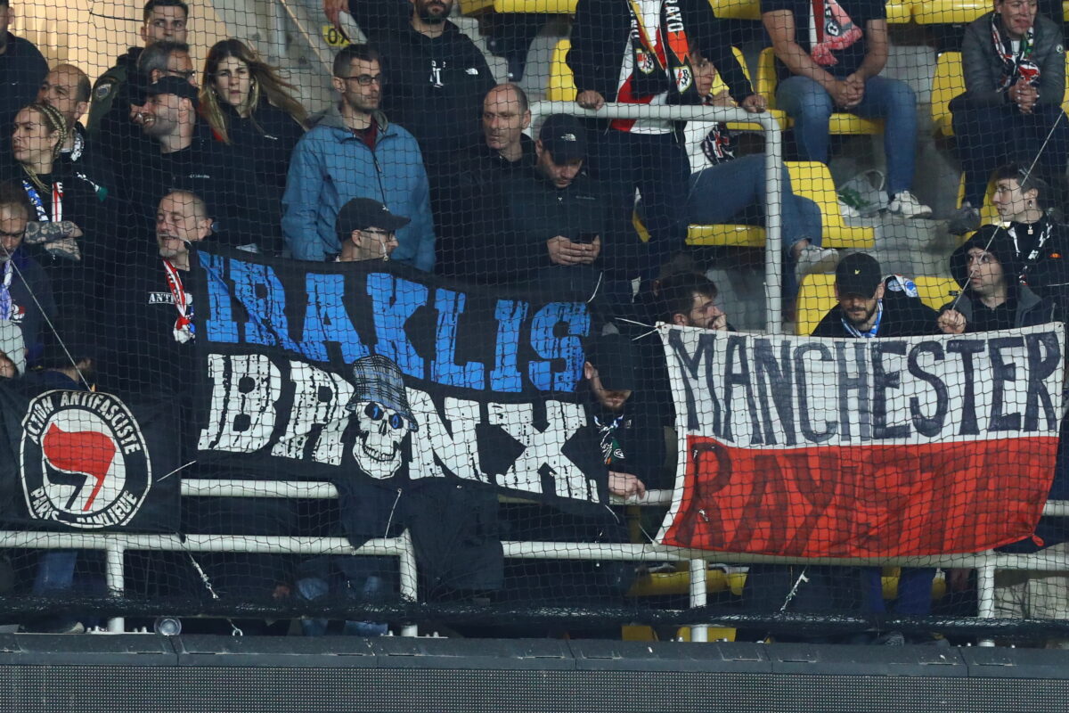 Οι οπαδοί της Ράγιο Βαγιεκάνο σήκωσαν σημαίες και πανό του Ηρακλή (pics)