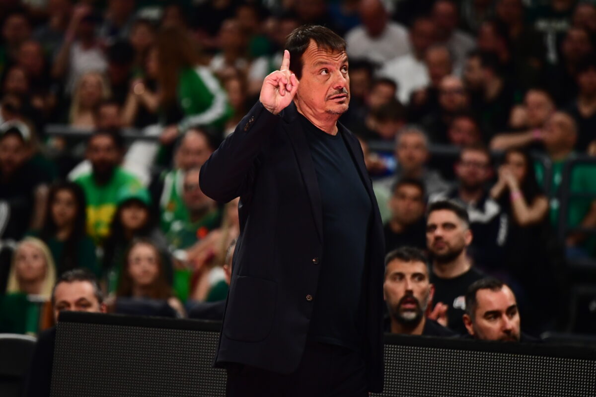 Αταμάν: «Δεν μπορούμε να σκεφτόμαστε τα playoffs»