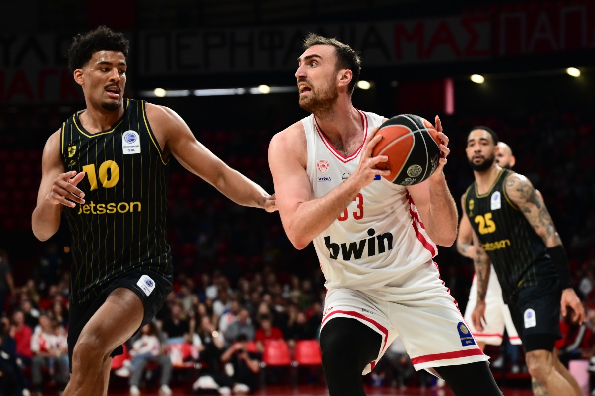 Μιλουτίνοφ: «Το πιο σημαντικό είναι να είμαστε έτοιμοι για τις επόμενες κρίσιμες αναμετρήσεις»